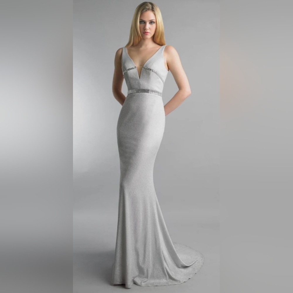 NWT Size 10 Basix Black Label Open Back V Neck Glitter Mermaid Gown